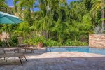 Tropical landscaping at Higg`s Beach Hideaway